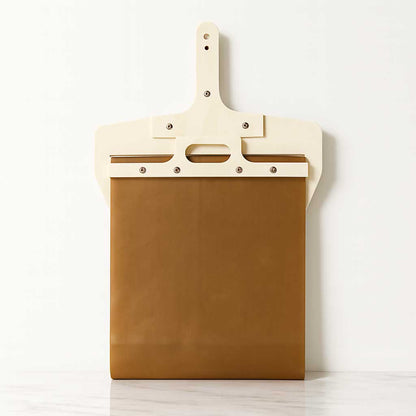 SlideBake – Träpizzaspade med Glidfunktion & Mångsidig Användning i Köket