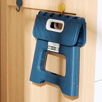 GripFold – Hopfällbar Stegpall i Plast med Handtag för Köket, Badrummet eller Förrådet